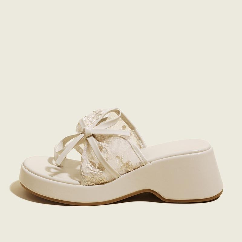 Красивая версия~ Французские крутые тапочки женские лето 2025 новая уличная обувь с юбкой на толстой подошве-маффин универсальные шлепанцы на одной перемычке 40 абрикосовый
Красивая версия~ Французские крутые тапочки женские лето 2025 новая уличная обувь с юбкой на толстой подошве-маффин универсальные шлепанцы на одной перемычке 40 абрикосовый