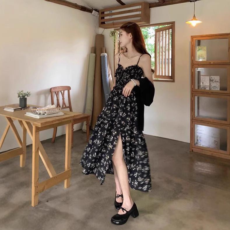 Women s Ruffle Trim Floral Tea Dress with Spaghetti Straps and High Waist Slit Medium чёрный
Women s Ruffle Trim Floral Tea Dress with Spaghetti Straps and High Waist Slit Medium чёрный