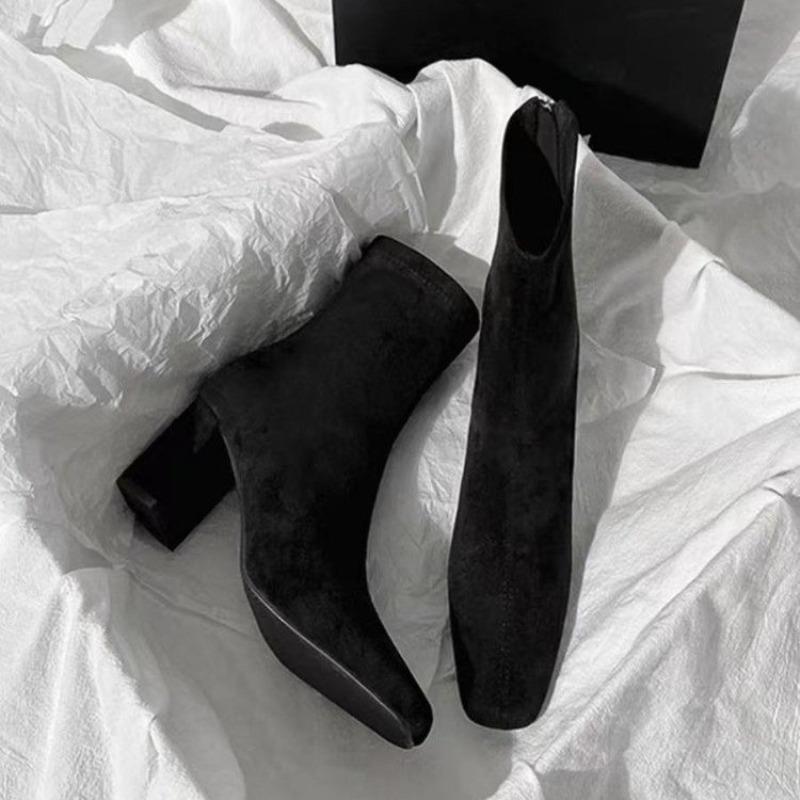 New Thick Heel Women Short Boots Fashion Slimming Ankle Booties Classic Style Autumn Winter Female Pointed Toe Women Boots 42
New Thick Heel Women Short Boots Fashion Slimming Ankle Booties Classic Style Autumn Winter Female Pointed Toe Women Boots 42