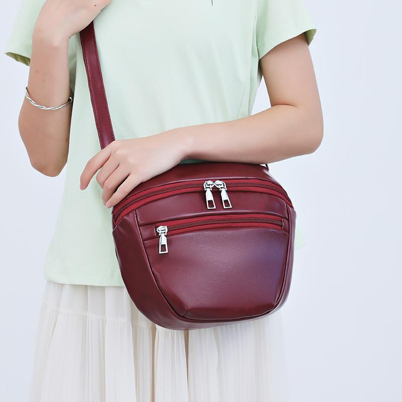 Soft leather retro minimalist crossbody bag, new export style, multi-layer, versatile, single-shoulder bag, large capacity, casu (20cm<Max Length<30cm) червоний
Soft leather retro minimalist crossbody bag, new export style, multi-layer, versatile, single-shoulder bag, large capacity, casu (20cm<Max Length<30cm) червоний