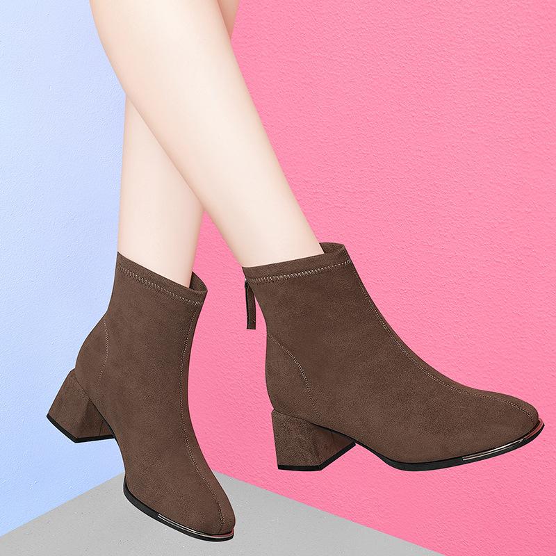 Fashion Casual Martin Boots Women s New Autumn and Winter Fashion Versatile Brown Square Heel High Heel Short Boots 40
Fashion Casual Martin Boots Women s New Autumn and Winter Fashion Versatile Brown Square Heel High Heel Short Boots 40