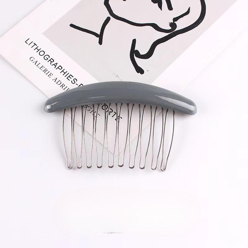 Hair Comb and Hairpin Combination for Simple Side Parting Hair Clips for Hair Without Any Trace At The Back of The Head and For Messy Hair At The Top. candy сірий
Hair Comb and Hairpin Combination for Simple Side Parting Hair Clips for Hair Without Any Trace At The Back of The Head and For Messy Hair At The Top. candy сірий