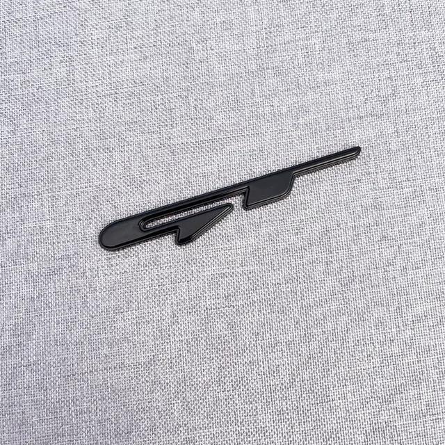 1Pc 3D Metal GT Line Logo Rear Boot Trunk Emblem Badge Decals For Rio K3 K5 Ceed Sportage Car Stickers
1Pc 3D Metal GT Line Logo Rear Boot Trunk Emblem Badge Decals For Rio K3 K5 Ceed Sportage Car Stickers