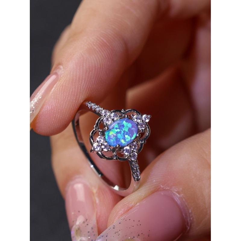 Oval hollow lace ring, simple personality niche ring ring no. 10
Oval hollow lace ring, simple personality niche ring ring no. 10
