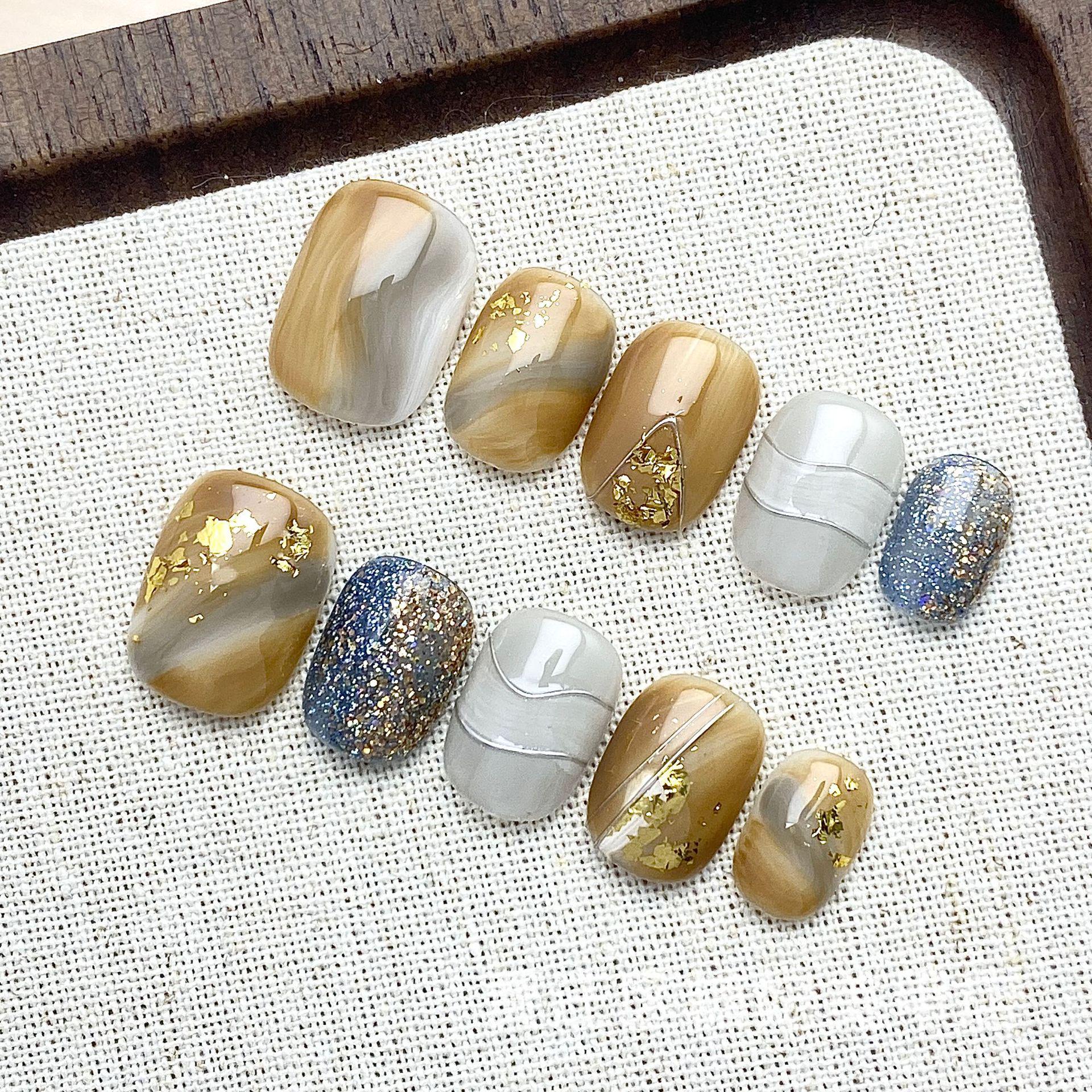 Handmade Ombre Cat Eye Squoval Nails with Magic Mirror, Gold Foil, Crushed Diamonds & Quicksand Sequins Large
Handmade Ombre Cat Eye Squoval Nails with Magic Mirror, Gold Foil, Crushed Diamonds & Quicksand Sequins Large