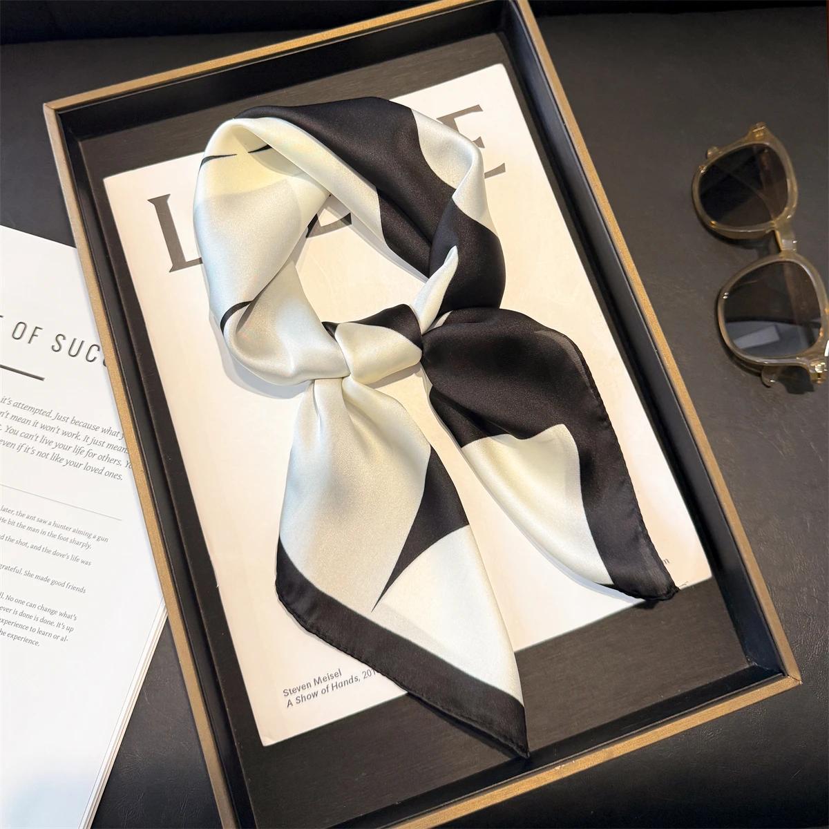 70cm Pink Floral Silk Scarf for Women Simulated Silk Fresh and Elegant Versatile Headwear Clothing Bags and Square Scarf
70cm Pink Floral Silk Scarf for Women Simulated Silk Fresh and Elegant Versatile Headwear Clothing Bags and Square Scarf