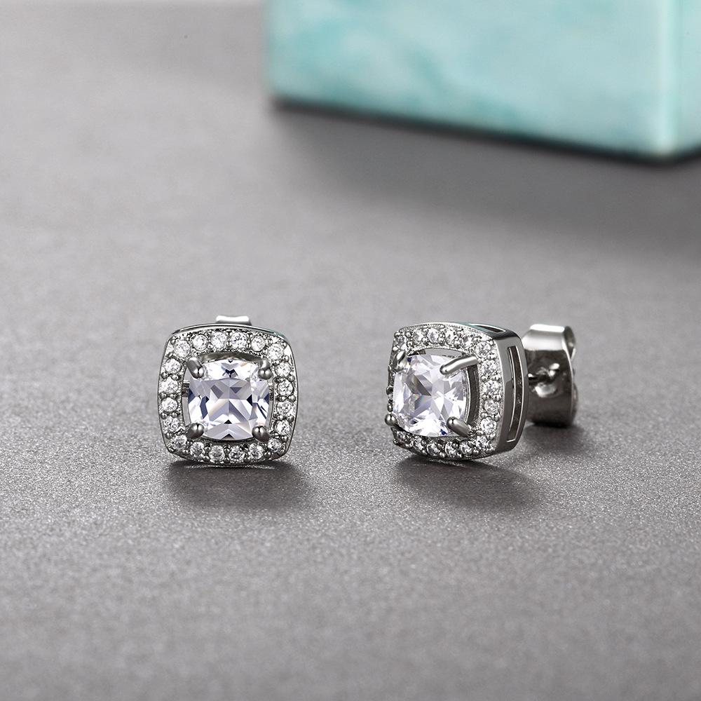 ZAKOL Classic White Square CZ Stud Earrings For Women Exquisite Round Cubic Zirconia Crystal Ear Jewelry Gift белый
ZAKOL Classic White Square CZ Stud Earrings For Women Exquisite Round Cubic Zirconia Crystal Ear Jewelry Gift белый