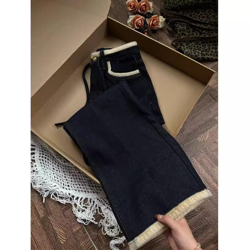 Women s High-Waisted Fleece-Lined Wide-Leg Jeans - Retro Style, Slimming, Plus Size, for Autumn/Winter. S
Women s High-Waisted Fleece-Lined Wide-Leg Jeans - Retro Style, Slimming, Plus Size, for Autumn/Winter. S