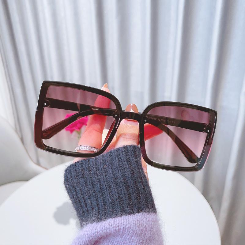 JYL TS Jelly Frame Sunglasses Women UV Protection 9947 A-9261 ісламська зелений колір
JYL TS Jelly Frame Sunglasses Women UV Protection 9947 A-9261 ісламська зелений колір