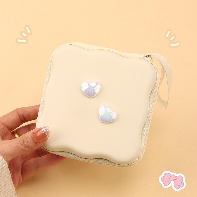 Portable Earphone Storage Bag Cute Love Heart Storage Box Outdoor Travel Cosmetics Lipstick Organizer Portable Zipper Card Case
Portable Earphone Storage Bag Cute Love Heart Storage Box Outdoor Travel Cosmetics Lipstick Organizer Portable Zipper Card Case