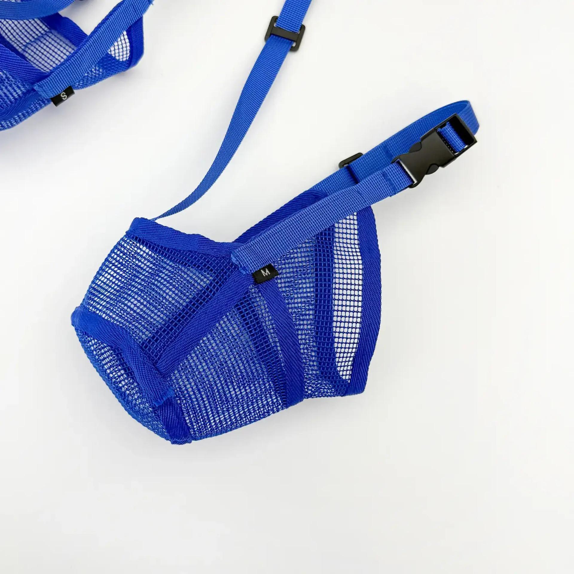 Dog Muzzle for Small/Medium Dogs: Anti-Eating, Anti-Biting, Anti-Ingestion, Anti-Licking Mesh. Small синий
Dog Muzzle for Small/Medium Dogs: Anti-Eating, Anti-Biting, Anti-Ingestion, Anti-Licking Mesh. Small синий