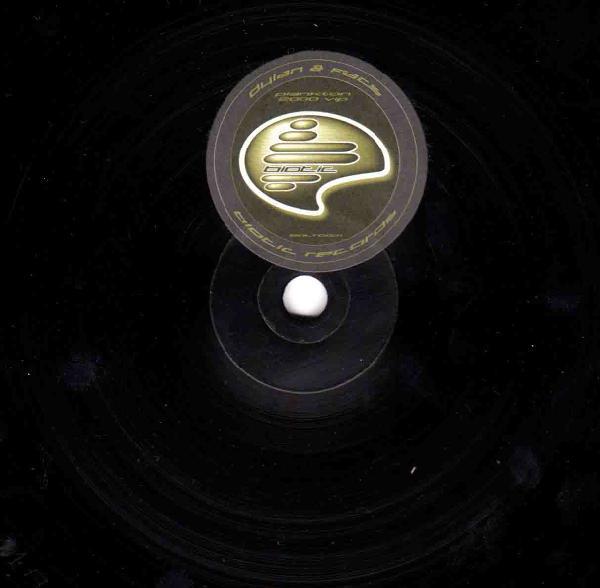 12inch Record FACS & DYLAN - Plankton (2000 VIP) BIOLTD001 Biotic 2000 UK Dance & Electronica Used
12inch Record FACS & DYLAN - Plankton (2000 VIP) BIOLTD001 Biotic 2000 UK Dance & Electronica Used