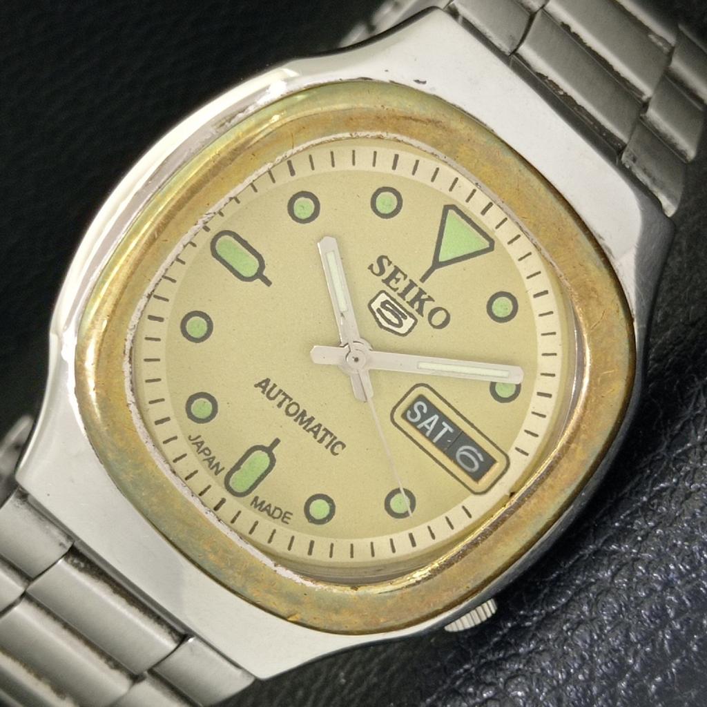 Б/У винтажные мужские часы SEIKO 5 AUTOMATIC 7009A из Японии с золотым циферблатом a433552-2 R117-a433552
Б/У винтажные мужские часы SEIKO 5 AUTOMATIC 7009A из Японии с золотым циферблатом a433552-2 R117-a433552