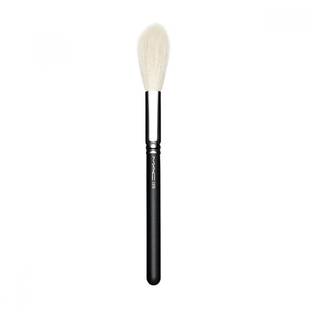 M A C 137 Long Blending Brush
M A C 137 Long Blending Brush