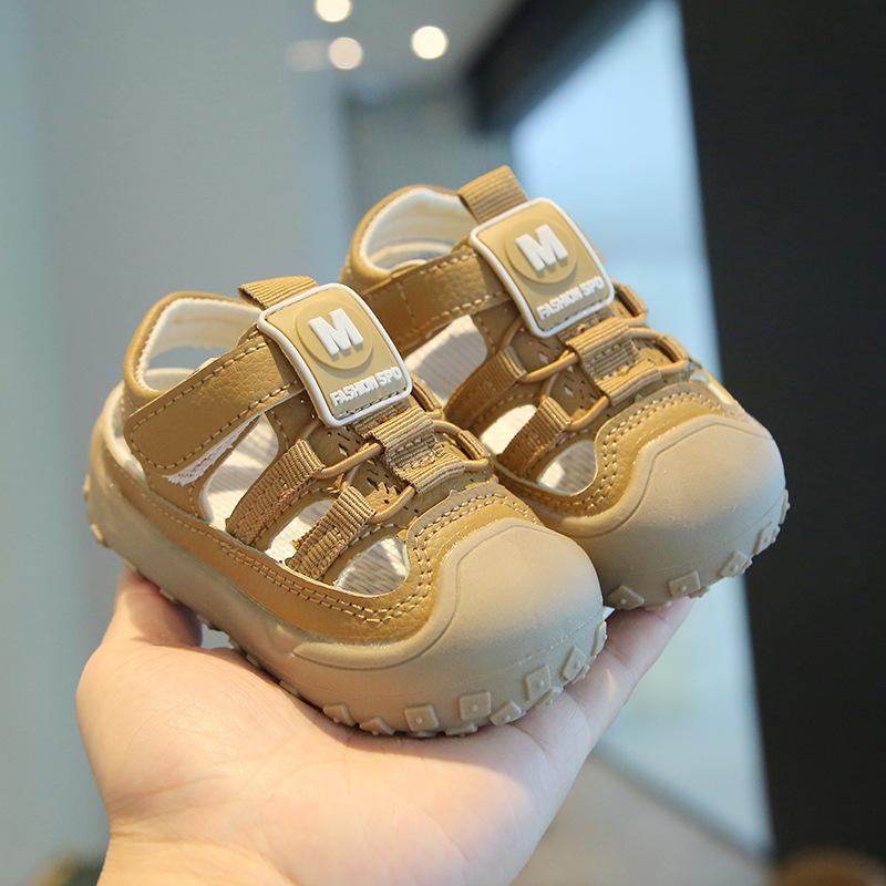 Walk-in Shoes with Soft Soles, Cool Sandals, Breathable Velcro Shoes for Boys and Girls 20 коричневий
Walk-in Shoes with Soft Soles, Cool Sandals, Breathable Velcro Shoes for Boys and Girls 20 коричневий