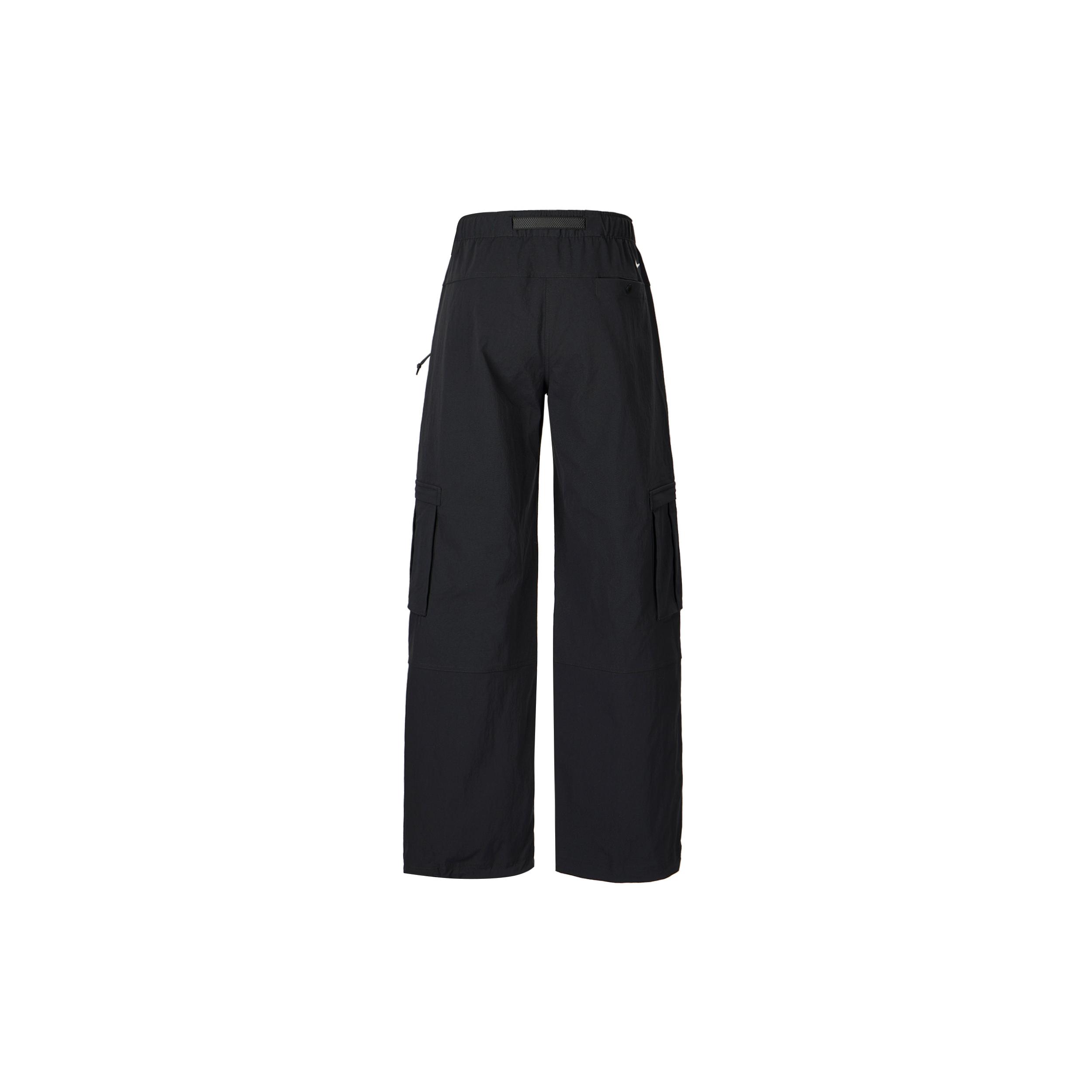 Новые женские брюки карго Nike Smith Summit FN1947-010 L
Новые женские брюки карго Nike Smith Summit FN1947-010 L