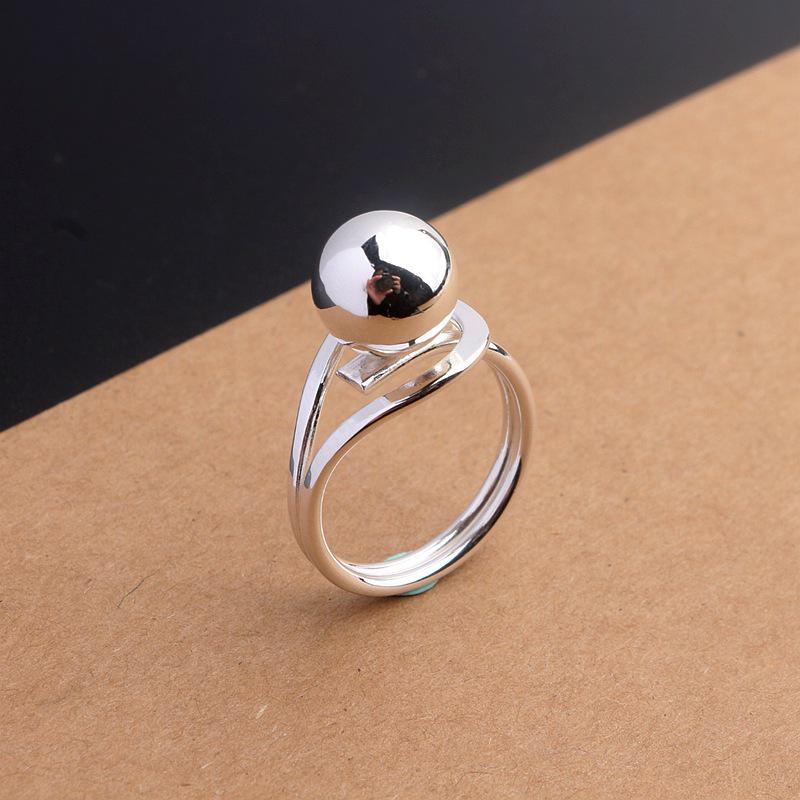 Sterling Silver 990 Ring with Ball - Personalized, Light Luxury Style for Trendy Women Influencers Adjustable open size
Sterling Silver 990 Ring with Ball - Personalized, Light Luxury Style for Trendy Women Influencers Adjustable open size