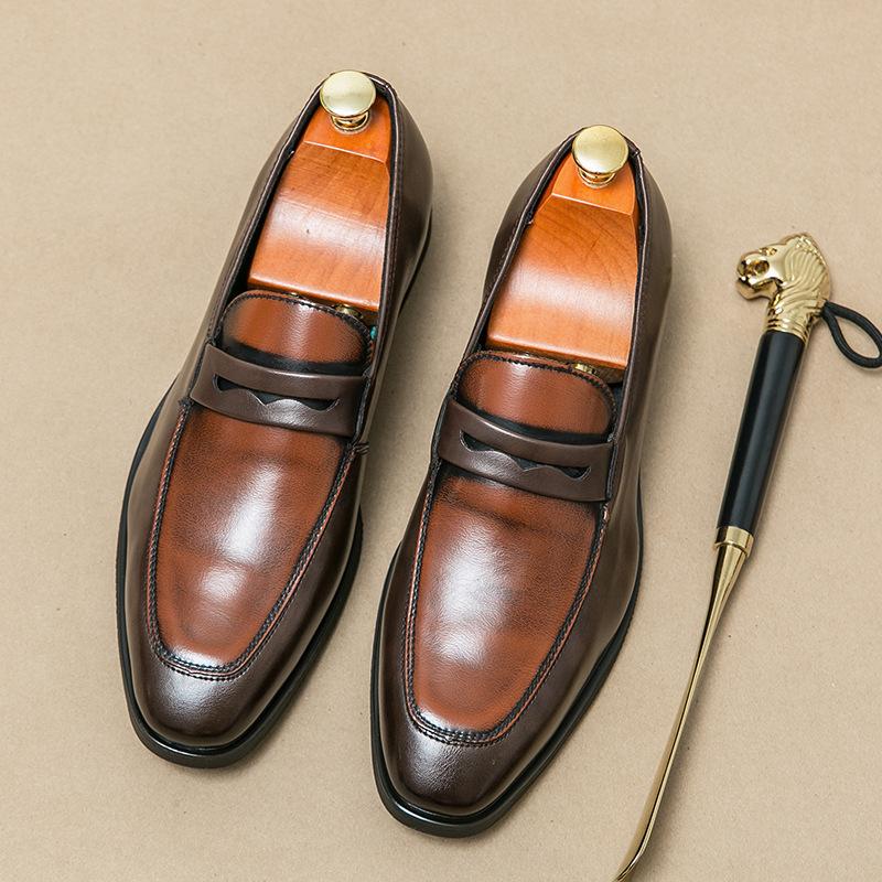 2025 Spring and Autumn Retro Casual Small Leather Shoes Pointed Hair Stylist British Large Size Business Dress Leather Shoes 38
2025 Spring and Autumn Retro Casual Small Leather Shoes Pointed Hair Stylist British Large Size Business Dress Leather Shoes 38