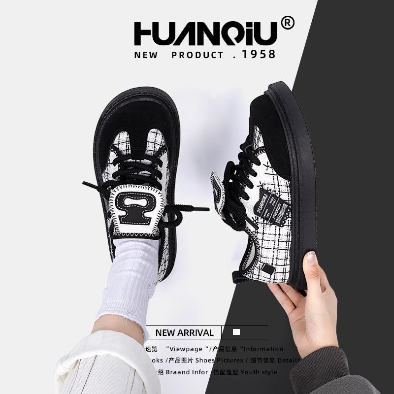 Global fashion niche board shoes women s 2025 spring new versatile, lightweight and wear-resistant platform sports shoes ZHQ5558 35
Global fashion niche board shoes women s 2025 spring new versatile, lightweight and wear-resistant platform sports shoes ZHQ5558 35