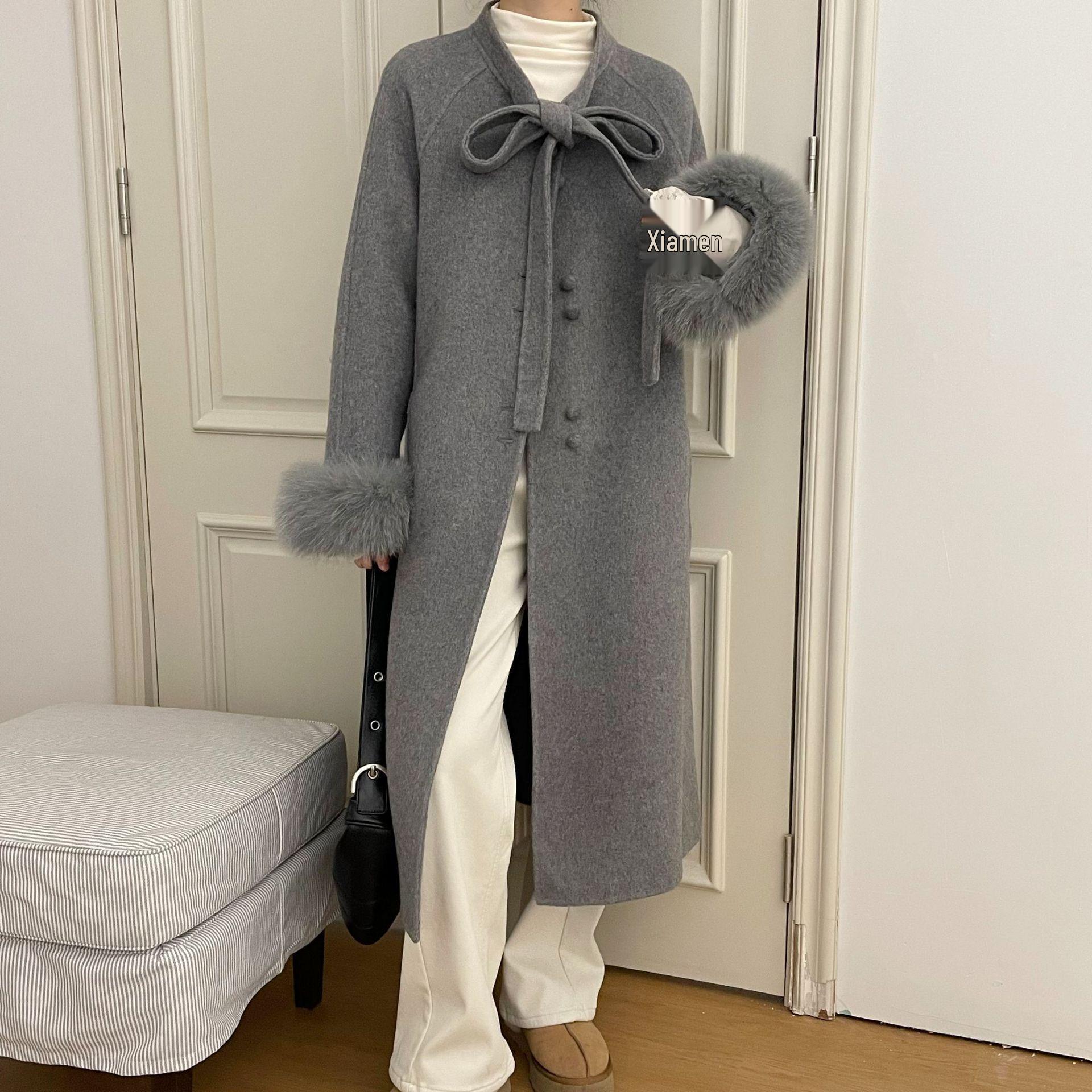 Moonlight French Heiress Wool Coat with Fur Collar & Bowknot - Women s Autumn Winter Long Overcoat Small
Moonlight French Heiress Wool Coat with Fur Collar & Bowknot - Women s Autumn Winter Long Overcoat Small