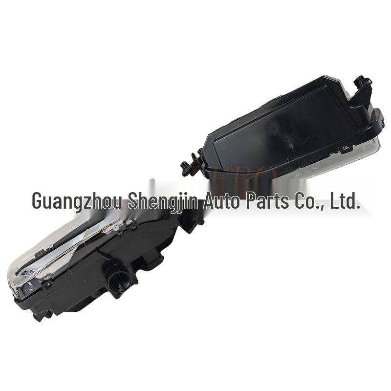 LR080283, LR033406, LR080284, and LR033407 fog lights fit Land Rover Sport and Range Rover models. Left fog light
LR080283, LR033406, LR080284, and LR033407 fog lights fit Land Rover Sport and Range Rover models. Left fog light
