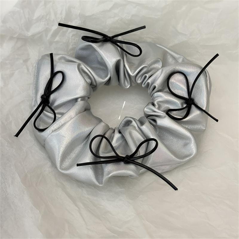 Резинки для волос Y2K Bow Scrunchies Metal Silver Color, милая простая эластичная повязка для волос, женские аксессуары для волос, головной убор, ретро-веревка для волос
Резинки для волос Y2K Bow Scrunchies Metal Silver Color, милая простая эластичная повязка для волос, женские аксессуары для волос, головной убор, ретро-веревка для волос