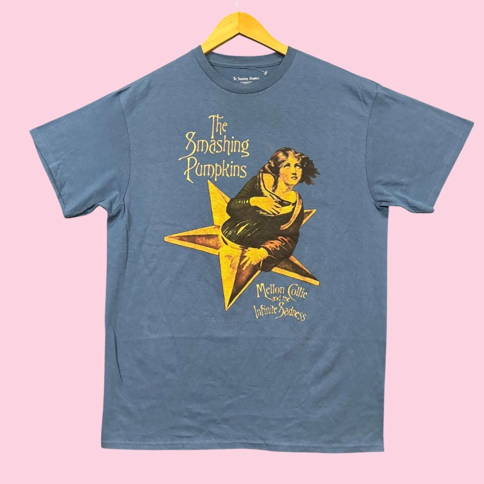 The Smashing Pumpkins Mellon Collie and The Infinite Sadness Футболка с принтом рок-группы L S
The Smashing Pumpkins Mellon Collie and The Infinite Sadness Футболка с принтом рок-группы L S