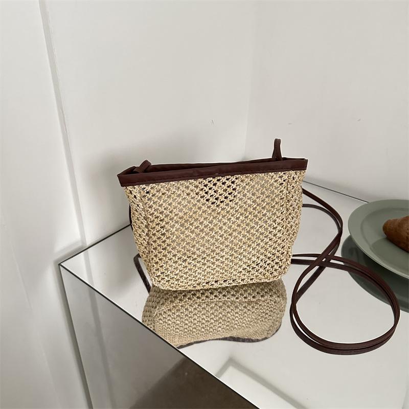 2025 лето новая мода соломенная сумка сумка, ретро литературная на плечо мессенджер сумка для мобильного телефона женская сумка коричневый
2025 лето новая мода соломенная сумка сумка, ретро литературная на плечо мессенджер сумка для мобильного телефона женская сумка коричневый