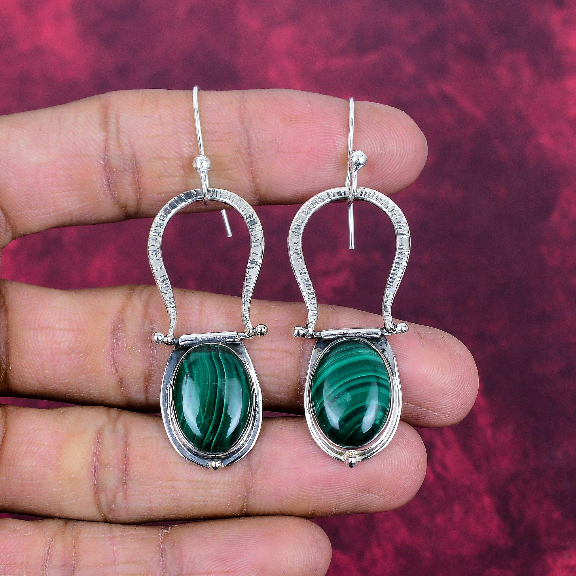 Малахітові сережки, Сережки з срібла 925 проби. Подарунок для жінок Сережки ручної роботи Ювелірні вироби з дорогоцінним камінням 2.63 Inches
Малахітові сережки, Сережки з срібла 925 проби. Подарунок для жінок Сережки ручної роботи Ювелірні вироби з дорогоцінним камінням 2.63 Inches