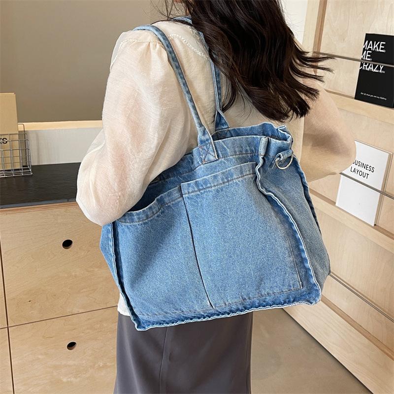 Retro denim tote bag literary campus style versatile casual hand bag popular shoulder messenger bag
Retro denim tote bag literary campus style versatile casual hand bag popular shoulder messenger bag