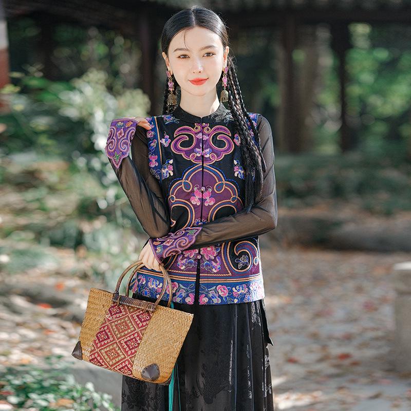 Women s Retro Ethnic Embroidered Vest - Sleeveless Short Waistcoat for Spring & Autumn M чёрный
Women s Retro Ethnic Embroidered Vest - Sleeveless Short Waistcoat for Spring & Autumn M чёрный