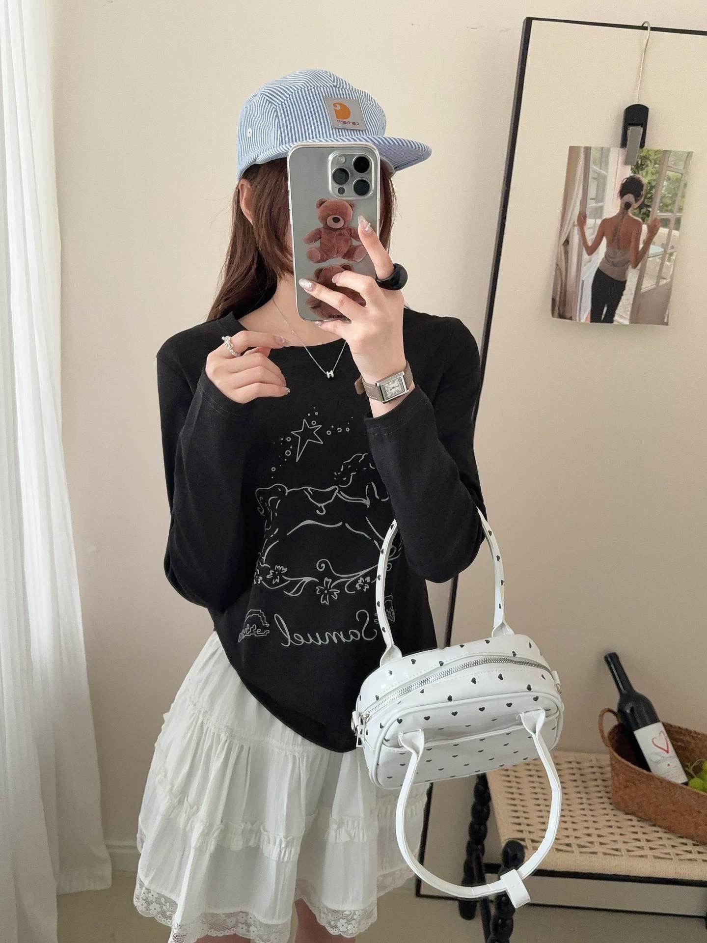 Korean Style Women s Slimming Cloud Print Long Sleeve Round Neck T-shirt - New Spring Arrival. Large
Korean Style Women s Slimming Cloud Print Long Sleeve Round Neck T-shirt - New Spring Arrival. Large