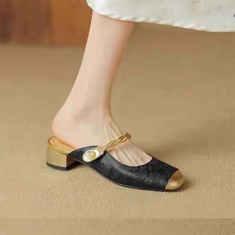 2025 Spring/Summer Women s Closed-Toe Mid-Heel Mule Slippers - Chinese Style Skirt Pairing Sandals 40
2025 Spring/Summer Women s Closed-Toe Mid-Heel Mule Slippers - Chinese Style Skirt Pairing Sandals 40