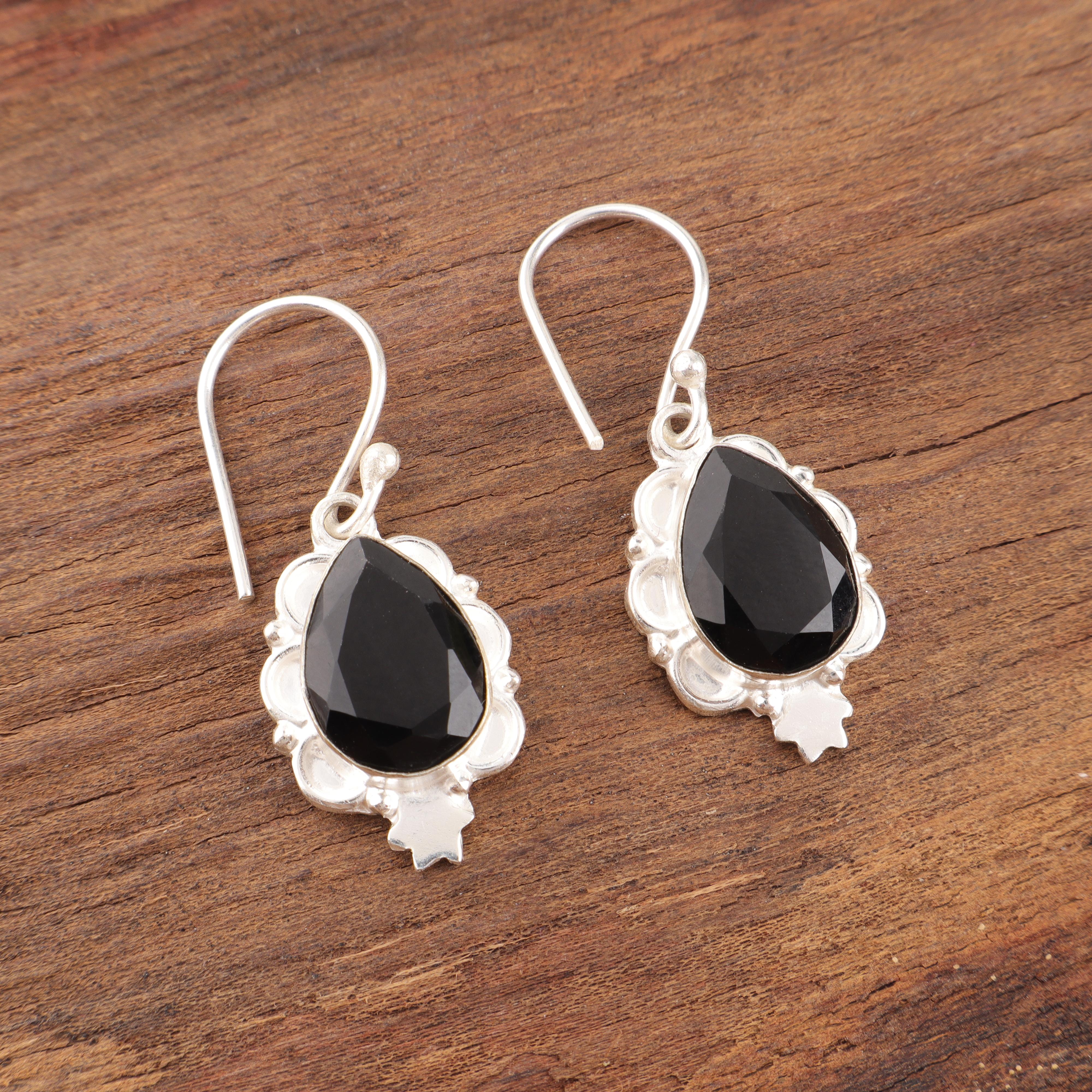 Black Onyx Gemstone Silver Jewelry, 925 Solid Sterling Silver Earrings, Handmade Glamorous Silver Earrings For Anniversary Gift 1.6 inches чорний
Black Onyx Gemstone Silver Jewelry, 925 Solid Sterling Silver Earrings, Handmade Glamorous Silver Earrings For Anniversary Gift 1.6 inches чорний