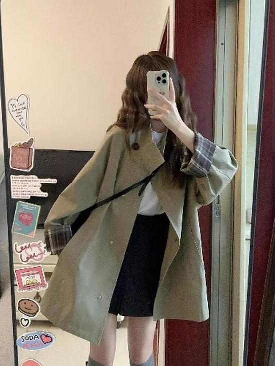 Khaki Short Trench Coat for Women 2025 - Stylish, Petite, High-End, Hot Trend of the Year. Extra Large хакі
Khaki Short Trench Coat for Women 2025 - Stylish, Petite, High-End, Hot Trend of the Year. Extra Large хакі