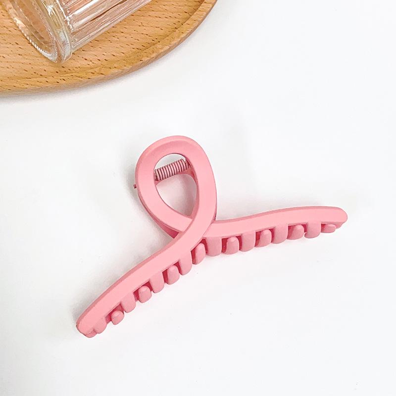 Серия Ретро Молочный Кофе: Милая заколка-акула для девочки с матовым полым дизайном - Модный аксессуар для волос
Серия Ретро Молочный Кофе: Милая заколка-акула для девочки с матовым полым дизайном - Модный аксессуар для волос