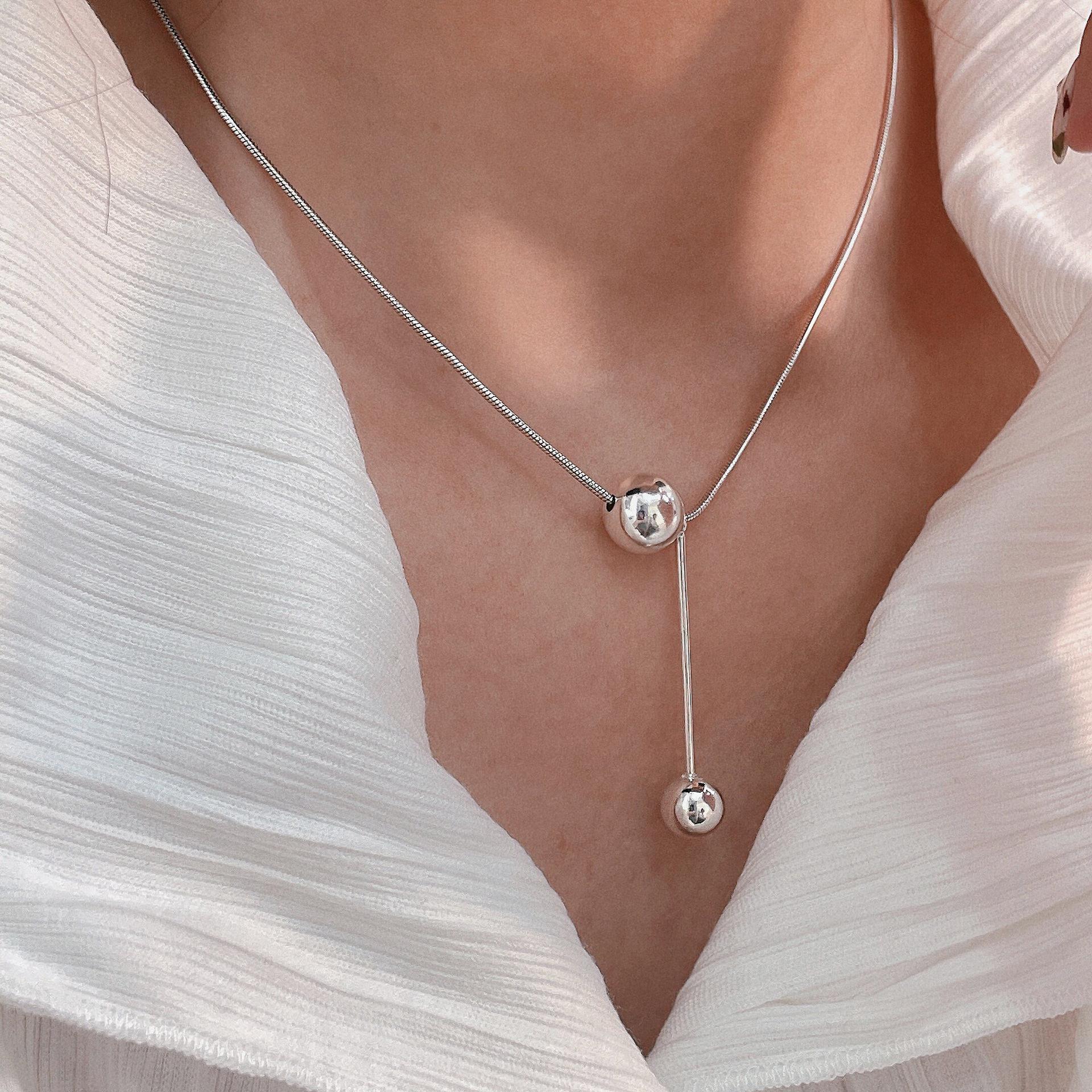Korean High-End S925 Sterling Silver Bead Snake Chain Necklace for Women Light Duty 7-8g
Korean High-End S925 Sterling Silver Bead Snake Chain Necklace for Women Light Duty 7-8g