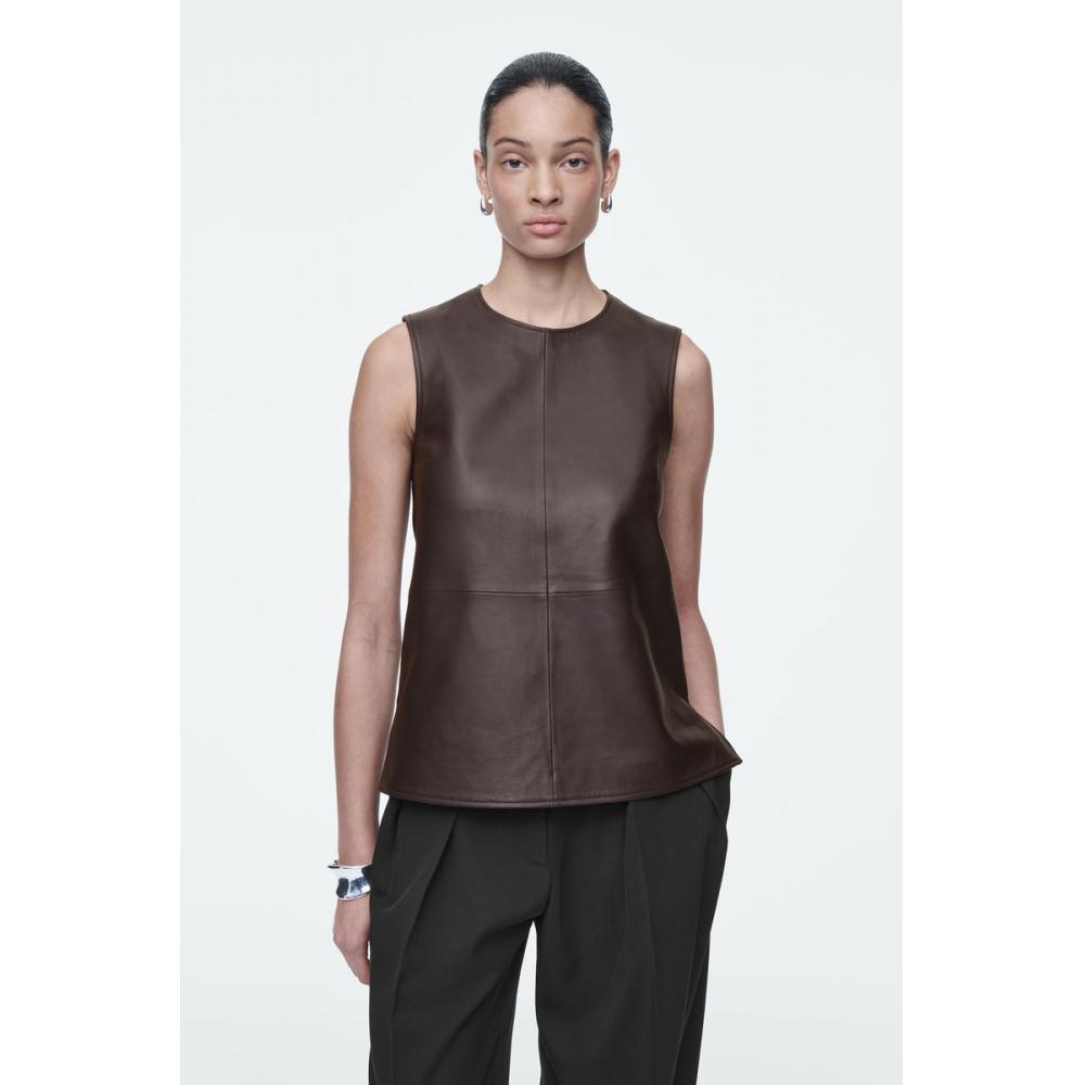Cos Japan Sleeveless Leather Top dark brown/42
Cos Japan Sleeveless Leather Top dark brown/42
