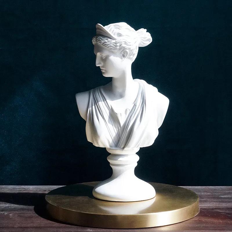 Creative Nordic David Head Sculpture for Home Decoration Refer to Inside Page
Creative Nordic David Head Sculpture for Home Decoration Refer to Inside Page