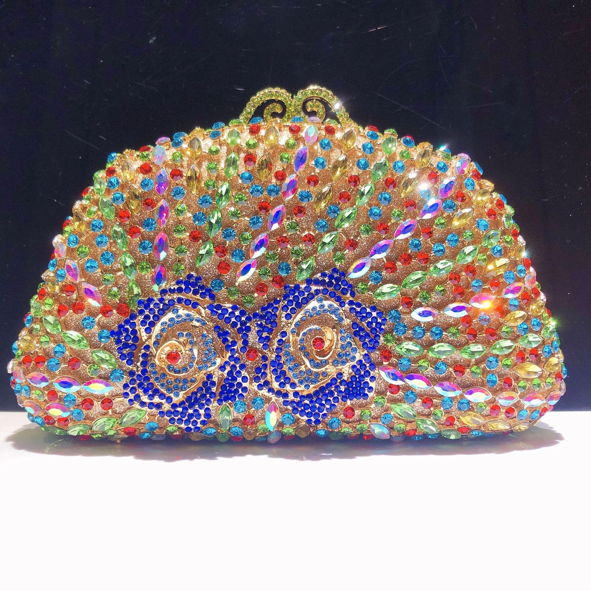 Women Colorful D Shape Stones Clutch Bags Crystal Evening Bags Metal Minaudiere Rhinestone Phone Purses Wedding Party Purse
Women Colorful D Shape Stones Clutch Bags Crystal Evening Bags Metal Minaudiere Rhinestone Phone Purses Wedding Party Purse