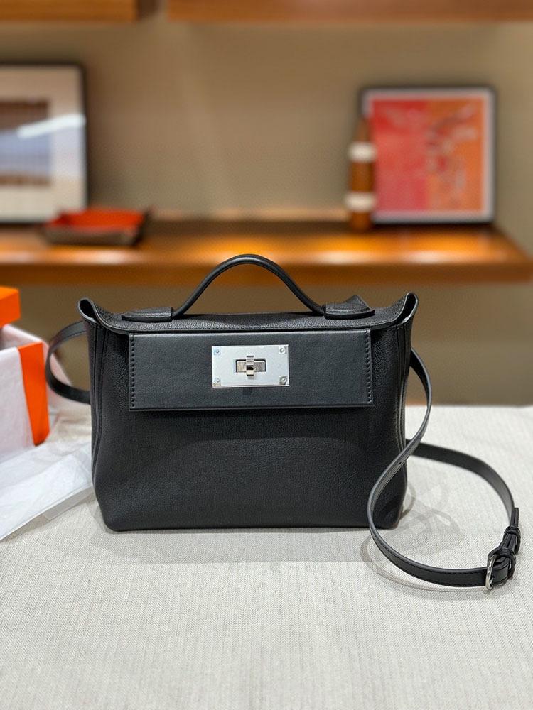 High End All Steel Hardware Retro Bag 2424 Women s Bag Top Layer Cowhide Dumpling Bag Shoulder Bag 21x16x10.5cm
High End All Steel Hardware Retro Bag 2424 Women s Bag Top Layer Cowhide Dumpling Bag Shoulder Bag 21x16x10.5cm
