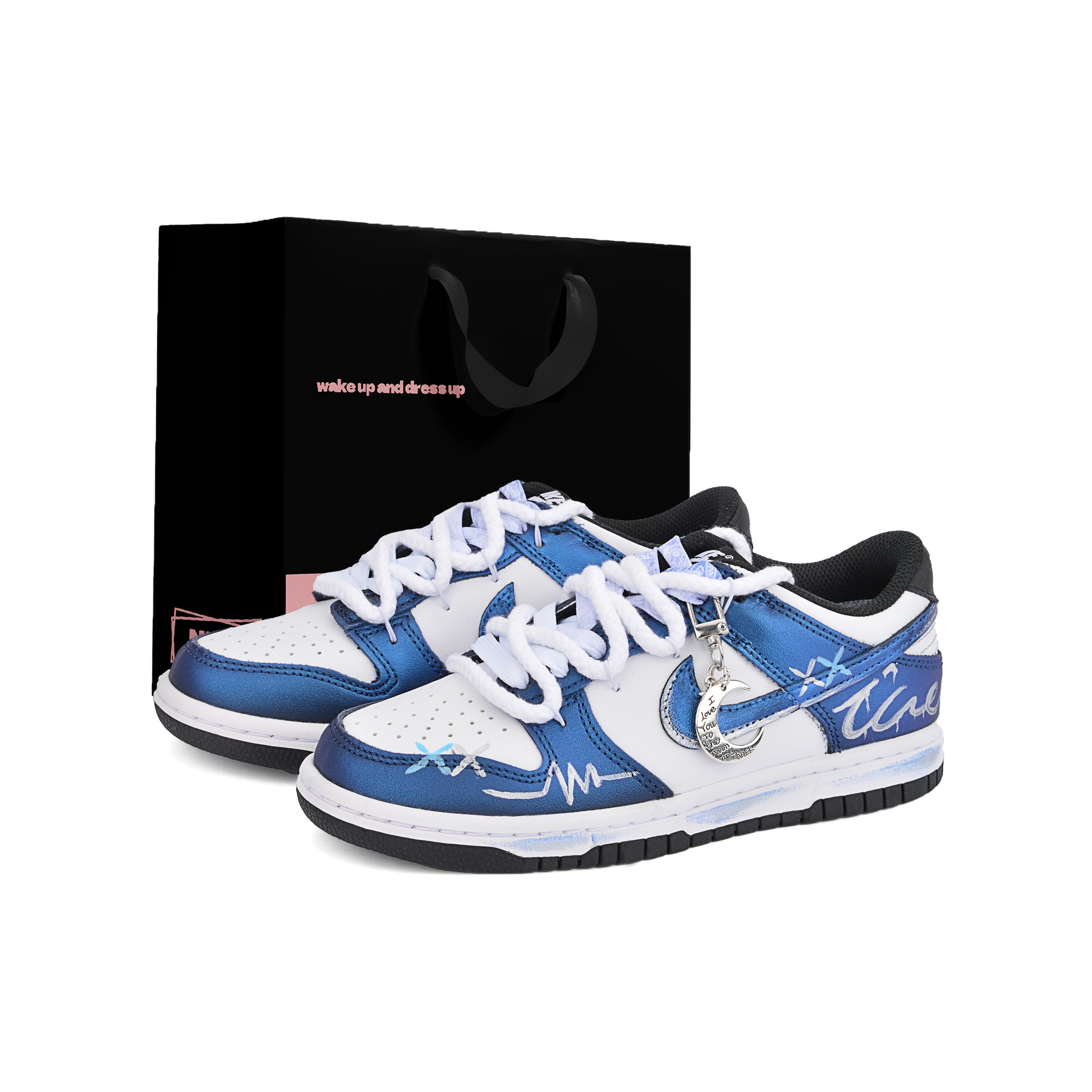 Nike Dunk Abrasion Resistant Abrasion Resistant Low top Skateboard Shoes Unisex Black Blue DD1391-100(Team1517-SBOX) 44
Nike Dunk Abrasion Resistant Abrasion Resistant Low top Skateboard Shoes Unisex Black Blue DD1391-100(Team1517-SBOX) 44