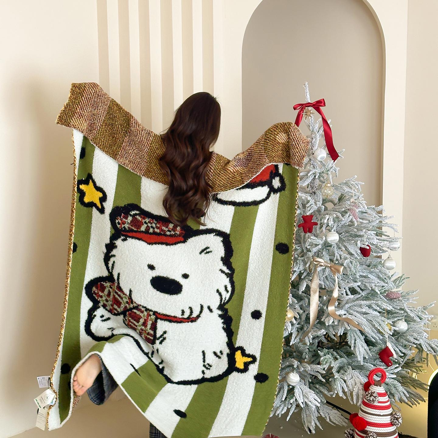Exclusive Christmas Soft Velvet Throw for Office, Sofa, or Nap 130x170 cm
Exclusive Christmas Soft Velvet Throw for Office, Sofa, or Nap 130x170 cm