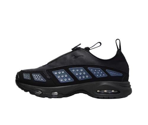 Nike Air Max SNDR Casual shoes Women s FZ2068-001 Black Size EU 36 чорний
Nike Air Max SNDR Casual shoes Women s FZ2068-001 Black Size EU 36 чорний