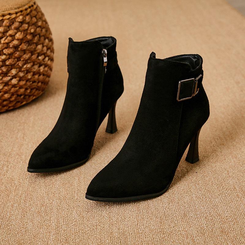 Новые женские ботинки большого размера на высоком каблуке, повседневные короткие ботинки, предпочтительно большое количество 42
Новые женские ботинки большого размера на высоком каблуке, повседневные короткие ботинки, предпочтительно большое количество 42