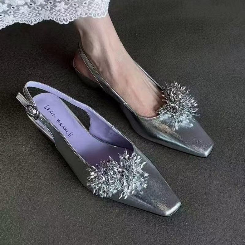 New New Shallow Mouth Square Head Evening Shoes Women s Black Temperament Trip Band Baotou Sandals After Fireworks 40 серебряный
New New Shallow Mouth Square Head Evening Shoes Women s Black Temperament Trip Band Baotou Sandals After Fireworks 40 серебряный