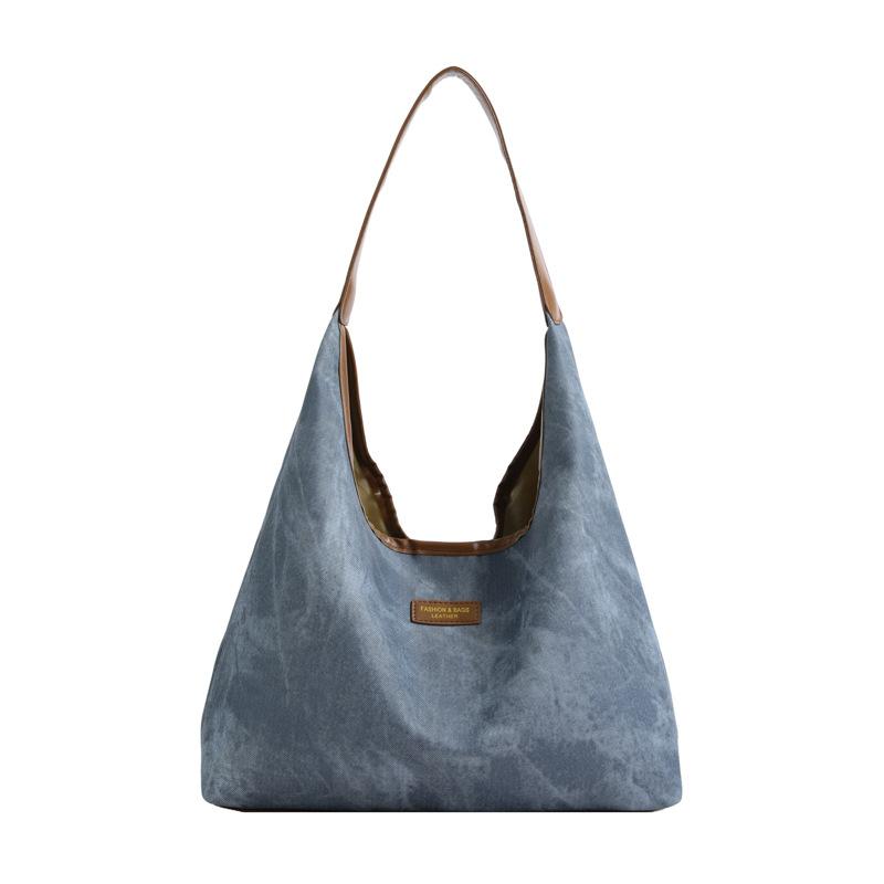 2024 commuter armpit large-capacity bag women s winter new fashion tote bag simple casual shoulder bag синій
2024 commuter armpit large-capacity bag women s winter new fashion tote bag simple casual shoulder bag синій