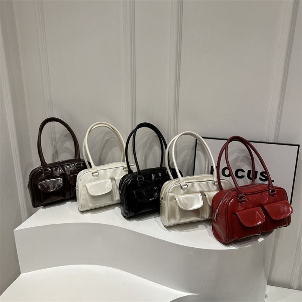 Розкішна дизайнерська сумка через плече. Ретро жіночі сумки через плече. чорний
Розкішна дизайнерська сумка через плече. Ретро жіночі сумки через плече. чорний