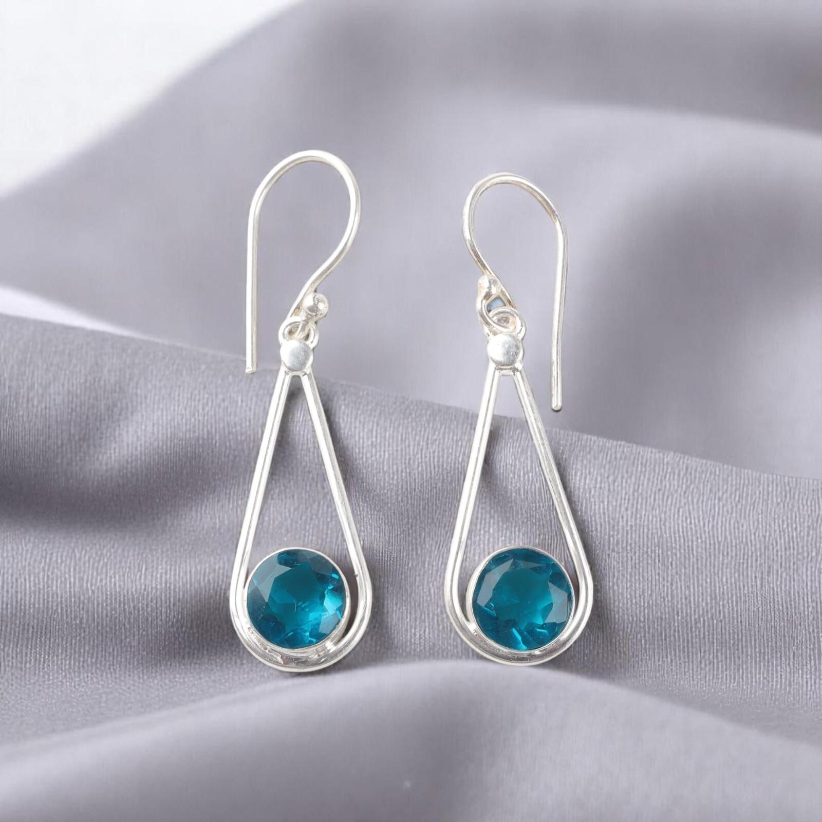 Apatite Gemstone 925 Sterling Silver Jewelry Handmade Drop/Dangle Earrings 1.76 EE-126-5
Apatite Gemstone 925 Sterling Silver Jewelry Handmade Drop/Dangle Earrings 1.76 EE-126-5