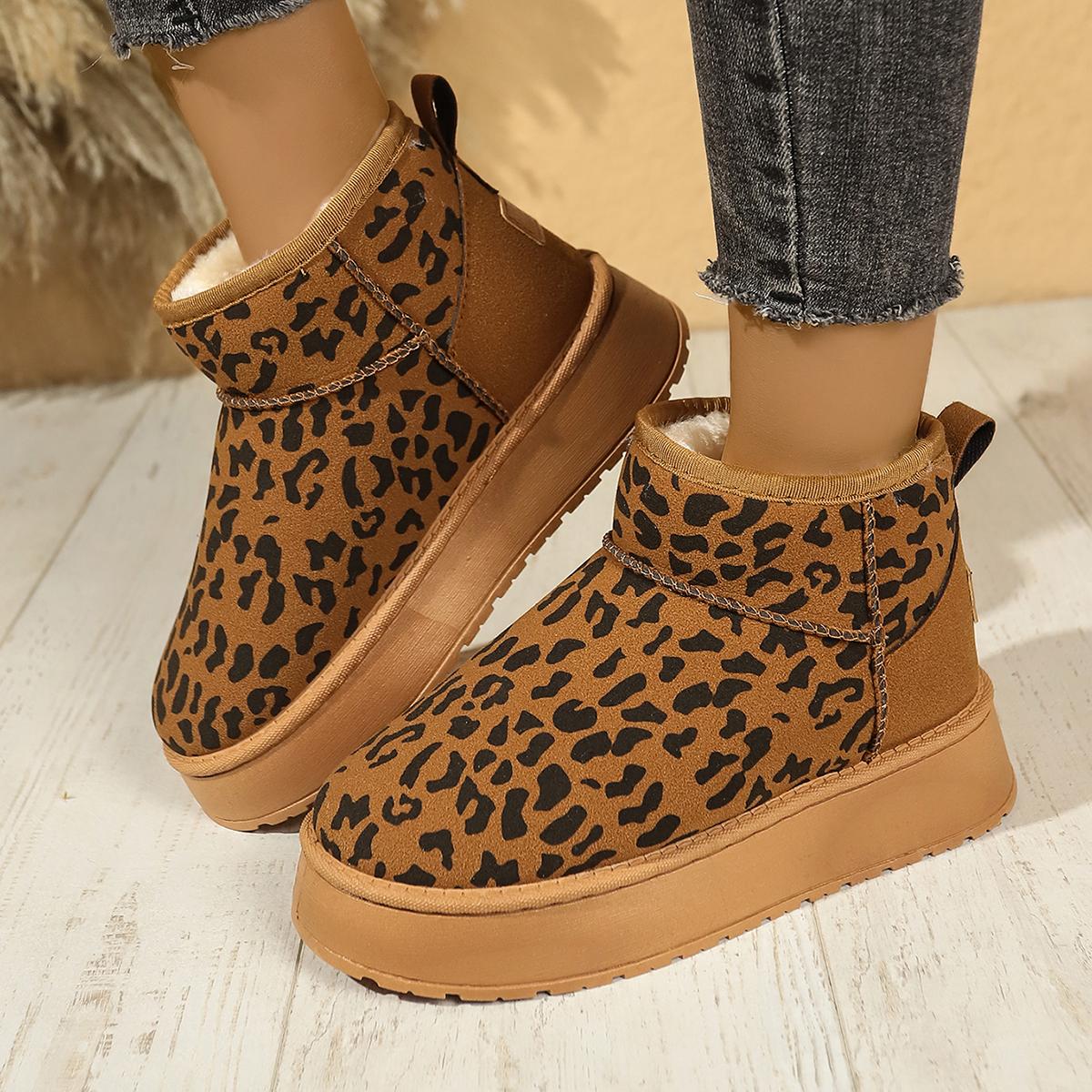 Жіночі чоботи Зимові комфортні теплі зимові чоботи Жіноче взуття на відкритому повітрі з леопардовим принтом Нековзке взуття Зносостійкі модні плюшеві ботильйони 42 коричневий
Жіночі чоботи Зимові комфортні теплі зимові чоботи Жіноче взуття на відкритому повітрі з леопардовим принтом Нековзке взуття Зносостійкі модні плюшеві ботильйони 42 коричневий